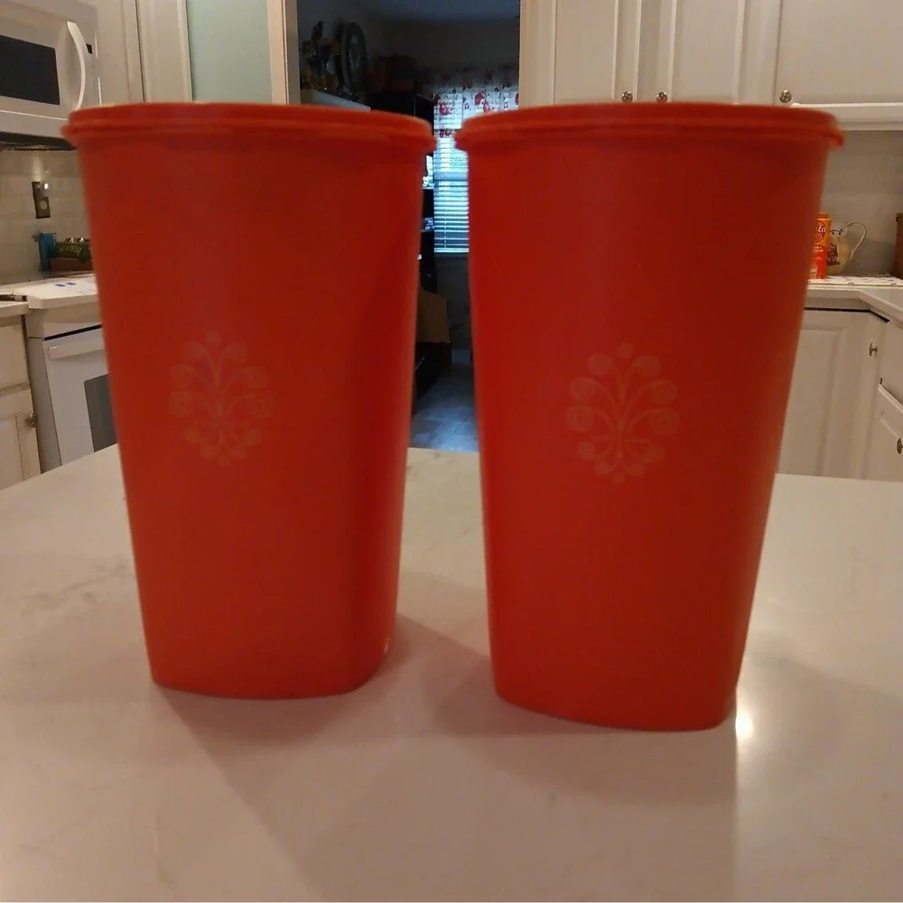 Set Of 2 Vintage Tupperware Large Servalier Canisters 10.5